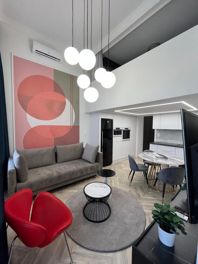 Central Gallery Apartment Дебрецен Екстериор снимка